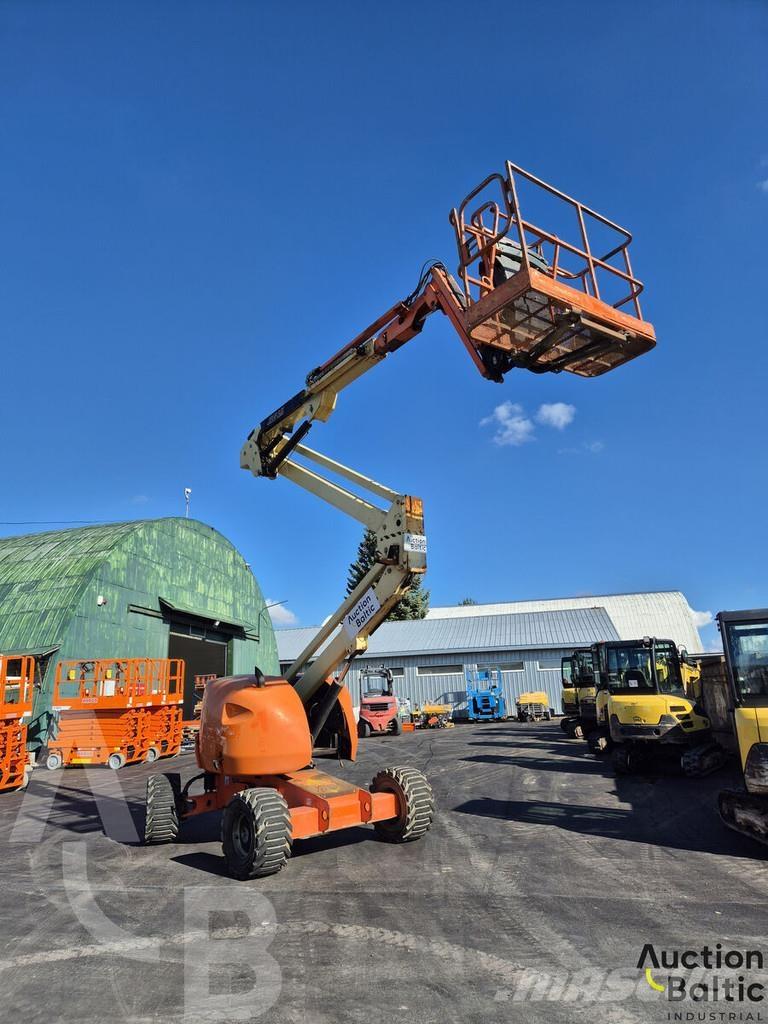JLG 450 AJ Zglobne podizne platforme