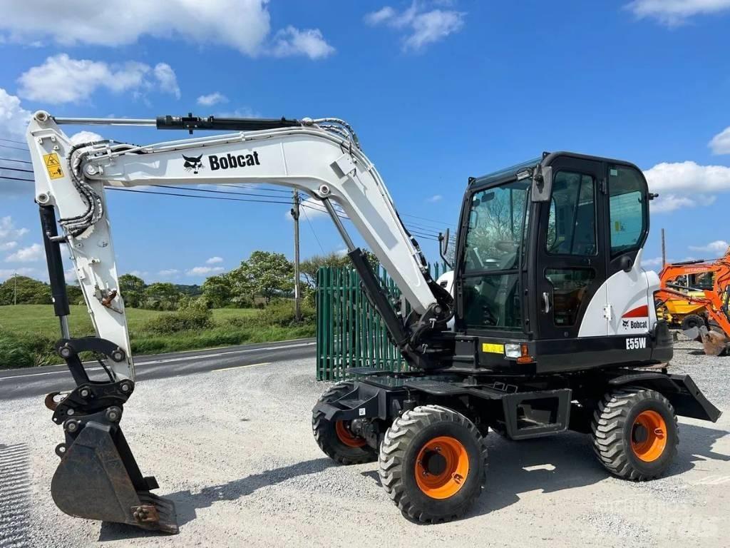 Bobcat E 55 W Bageri točkaši