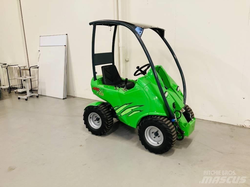 Avant 220 Mini utovarivači