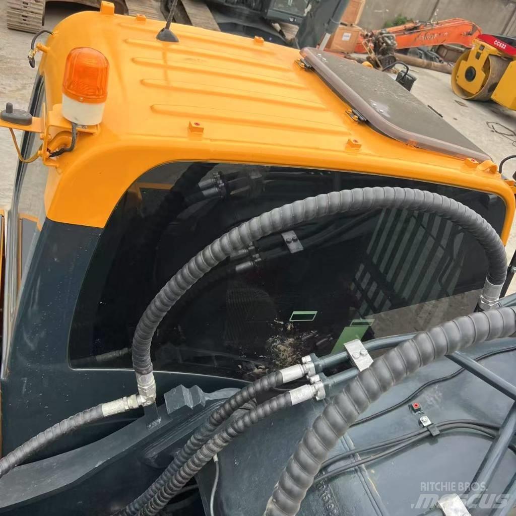 Hyundai R330LC-9S Midi bageri 7t – 12t