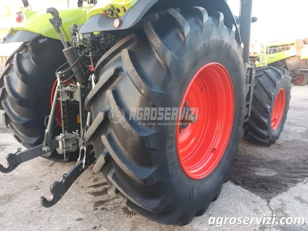 CLAAS Axion 830 Traktori