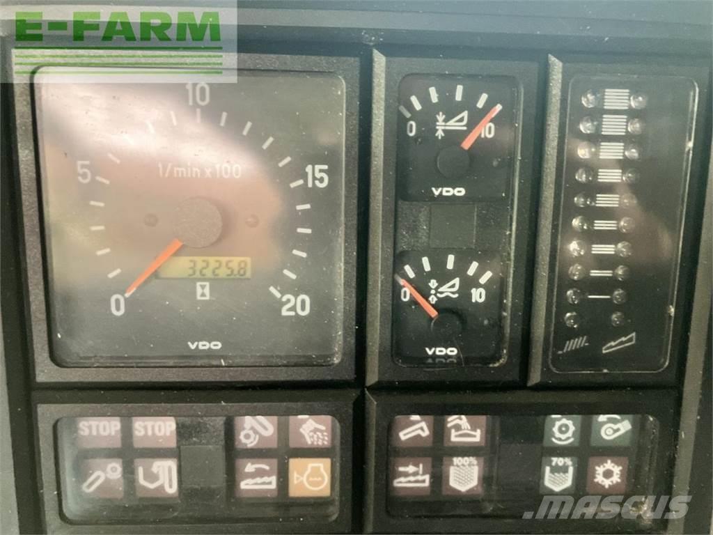 CLAAS medion 330 Kombajni