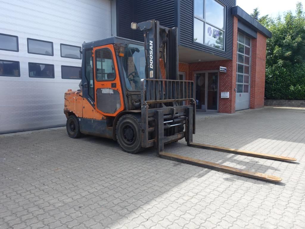 Doosan D 55 C-5 Dizelski viljuškari