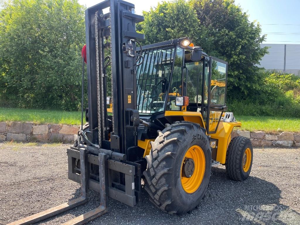 JCB 940-2 T4 Vanterenski viljuškar