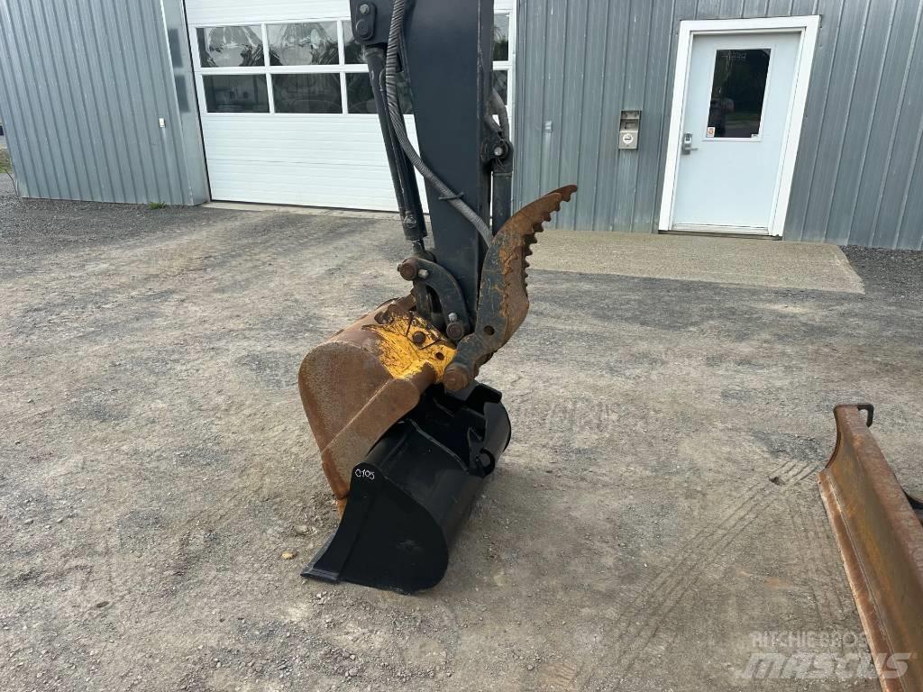 John Deere 35 G Bageri guseničari