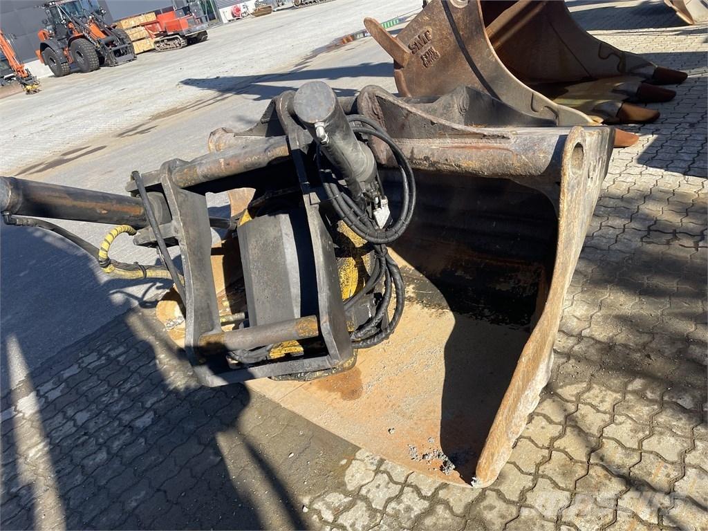 Komatsu PC 240 LC-8 Bageri guseničari