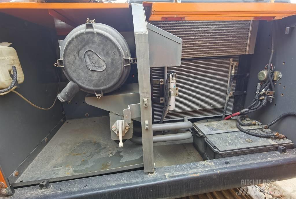 Hitachi ZX 200 Bageri guseničari