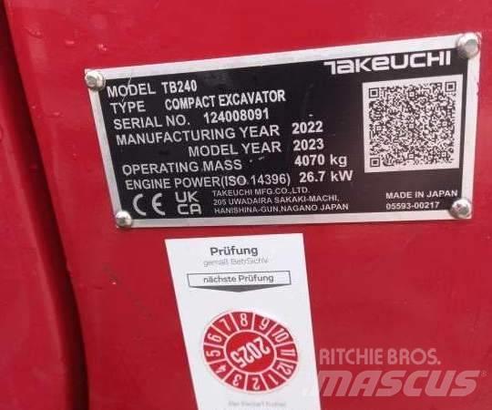 Takeuchi TB 240 DPF Mini bageri < 7t