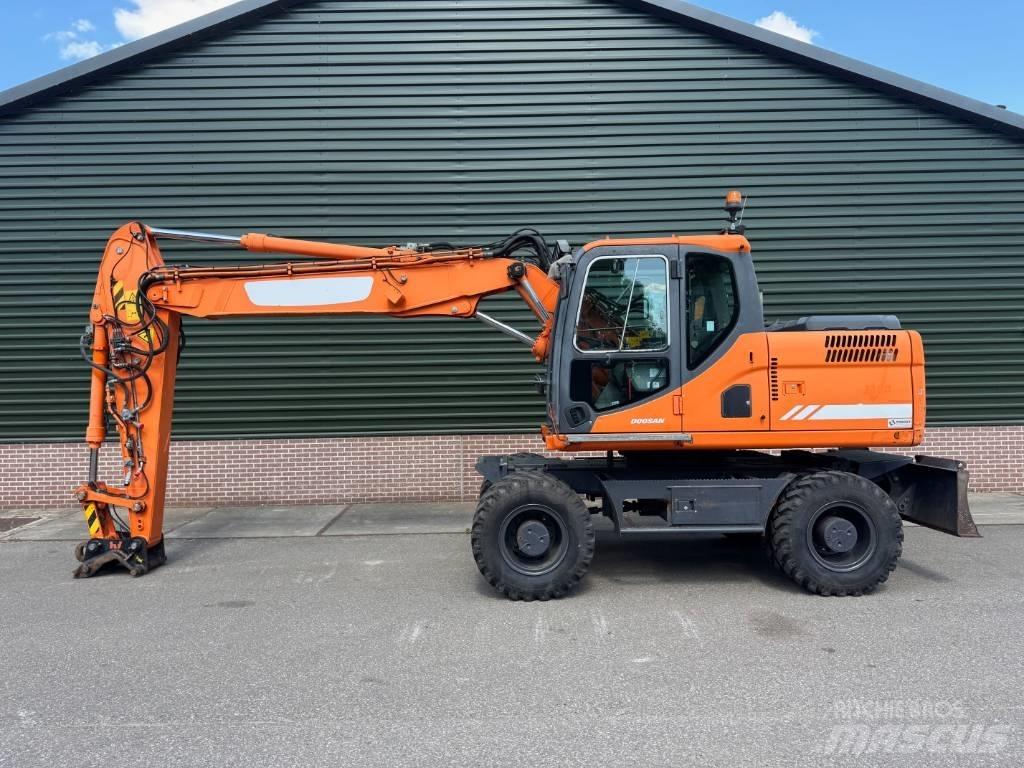 Doosan DX 170 W Bageri točkaši