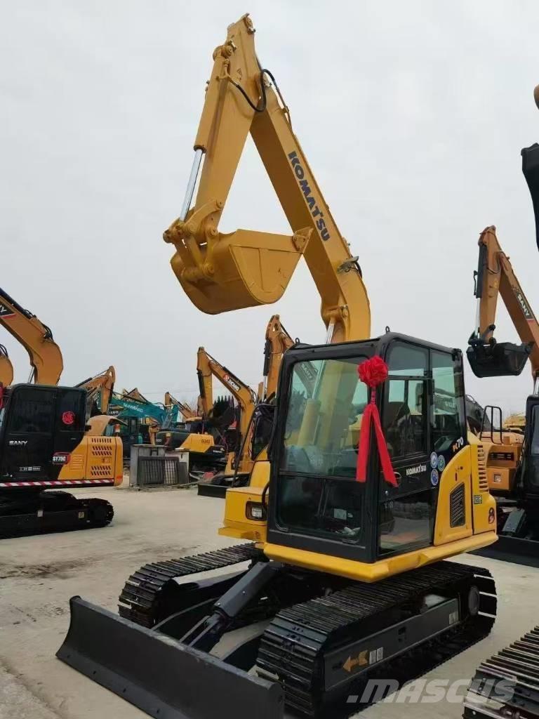 Komatsu 70-8 Bageri guseničari