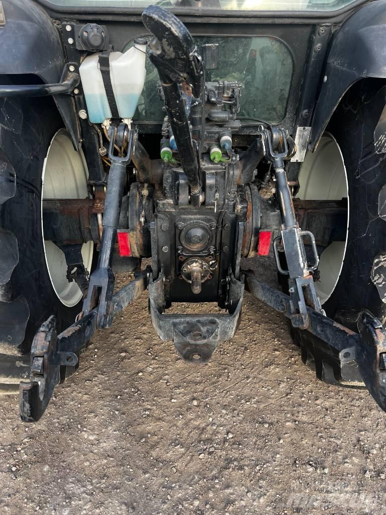New Holland T 4050 Traktori