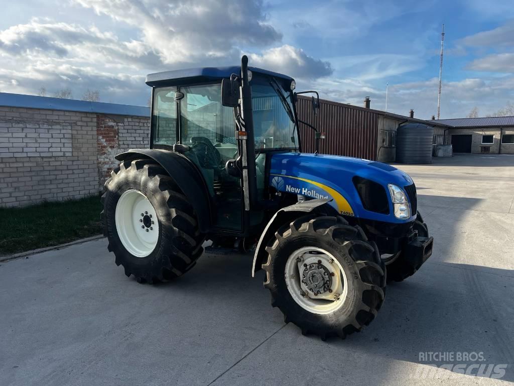 New Holland T 4050 Traktori