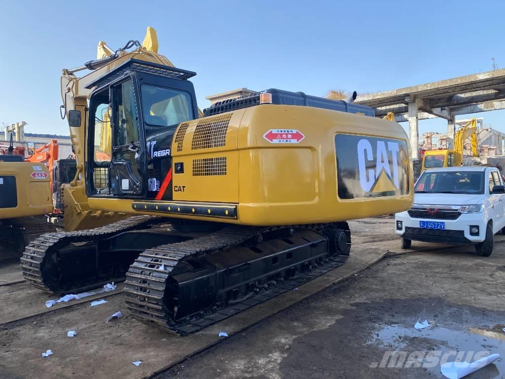 CAT 326D2L Bageri guseničari