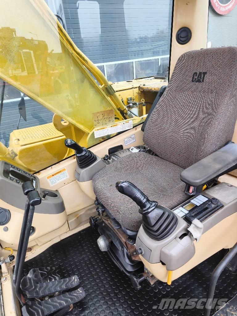 CAT 325 B L Bageri guseničari