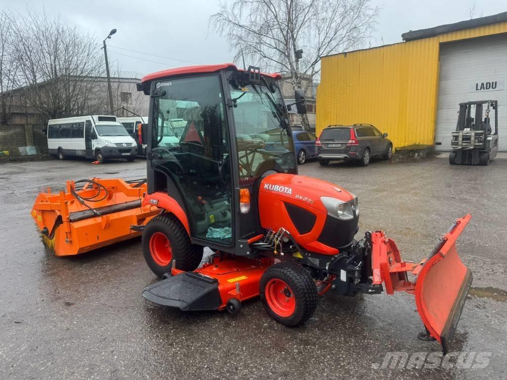 Kubota BX231 Manji traktori