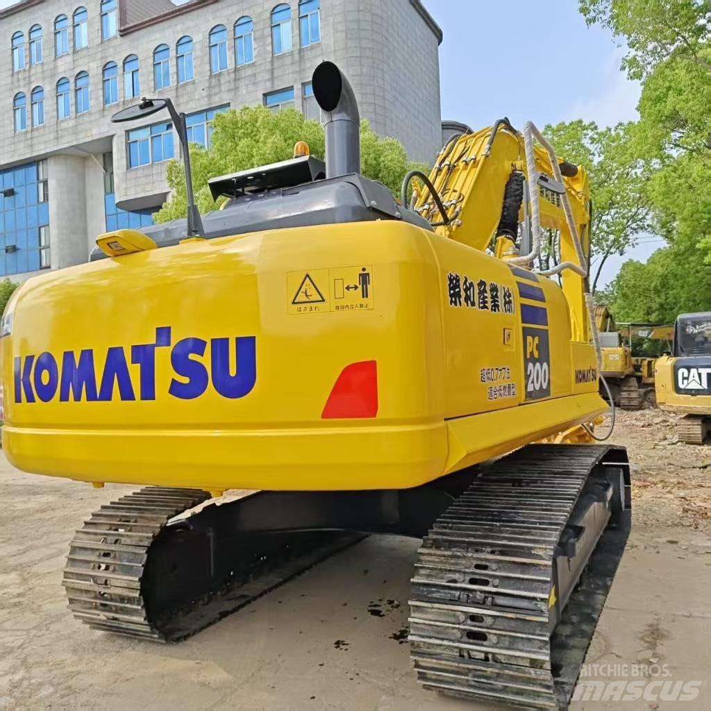 Komatsu PC 200-7 Bageri guseničari