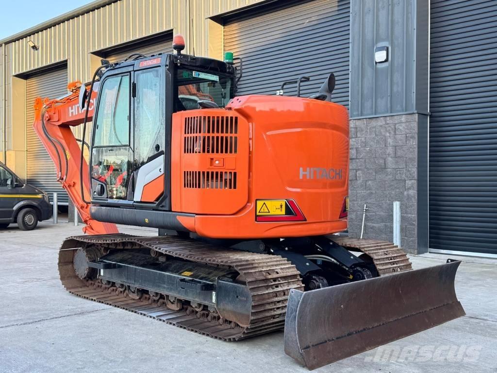 Hitachi ZX 135 US-7 Bageri guseničari