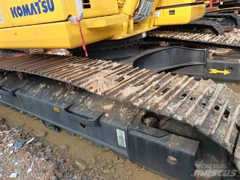 Komatsu PC 200-8 Bageri guseničari