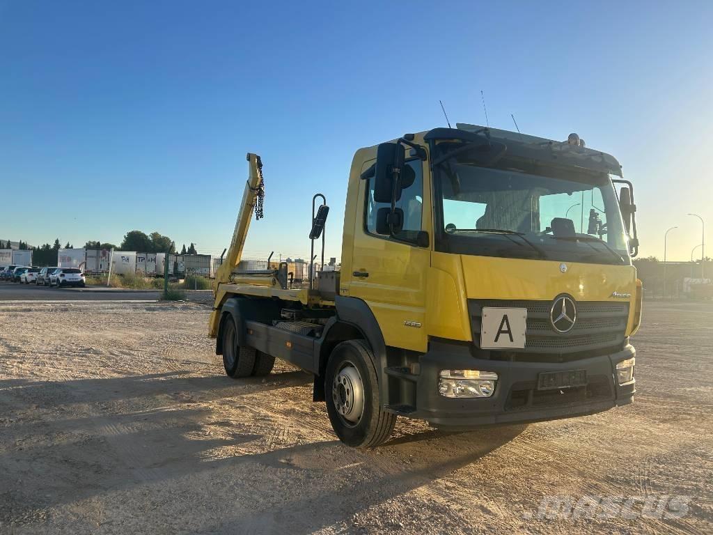 Mercedes-Benz 1530 Kontejneri za skladištenje