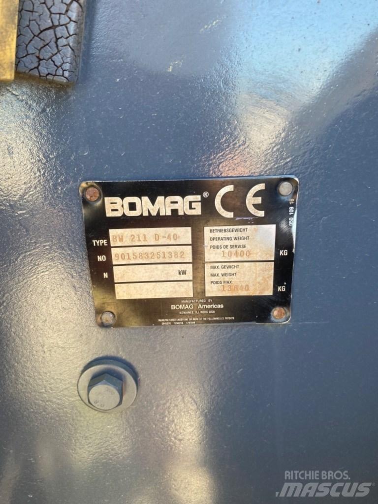 Bomag BW 211 D-40 Kombinovani valjci