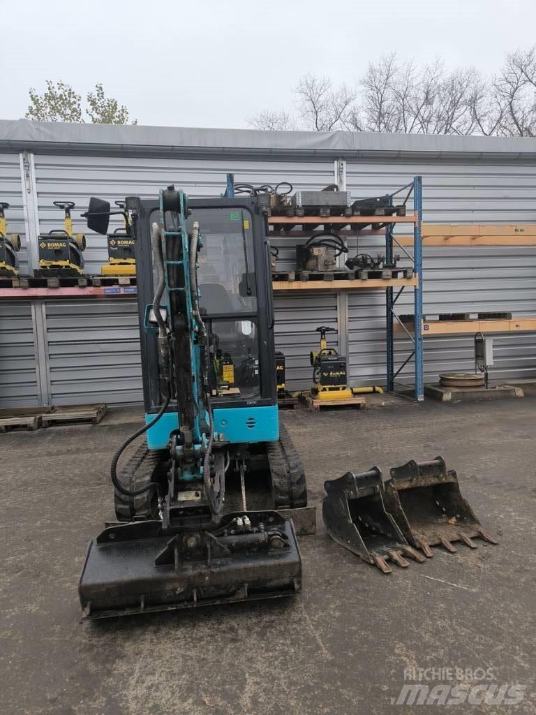 Airman AX19 Mini bageri < 7t