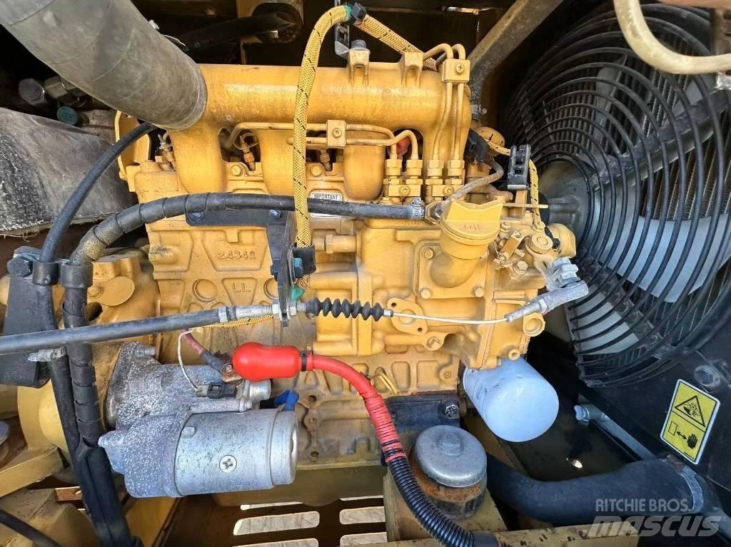 CAT 305.5 Mini bageri < 7t