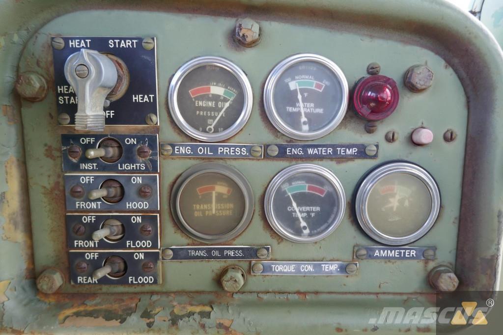 CAT D7F Ex-army Buldožeri guseničari