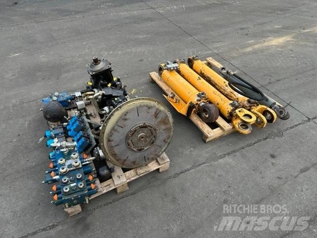 Liebherr L 538 Hidraulika