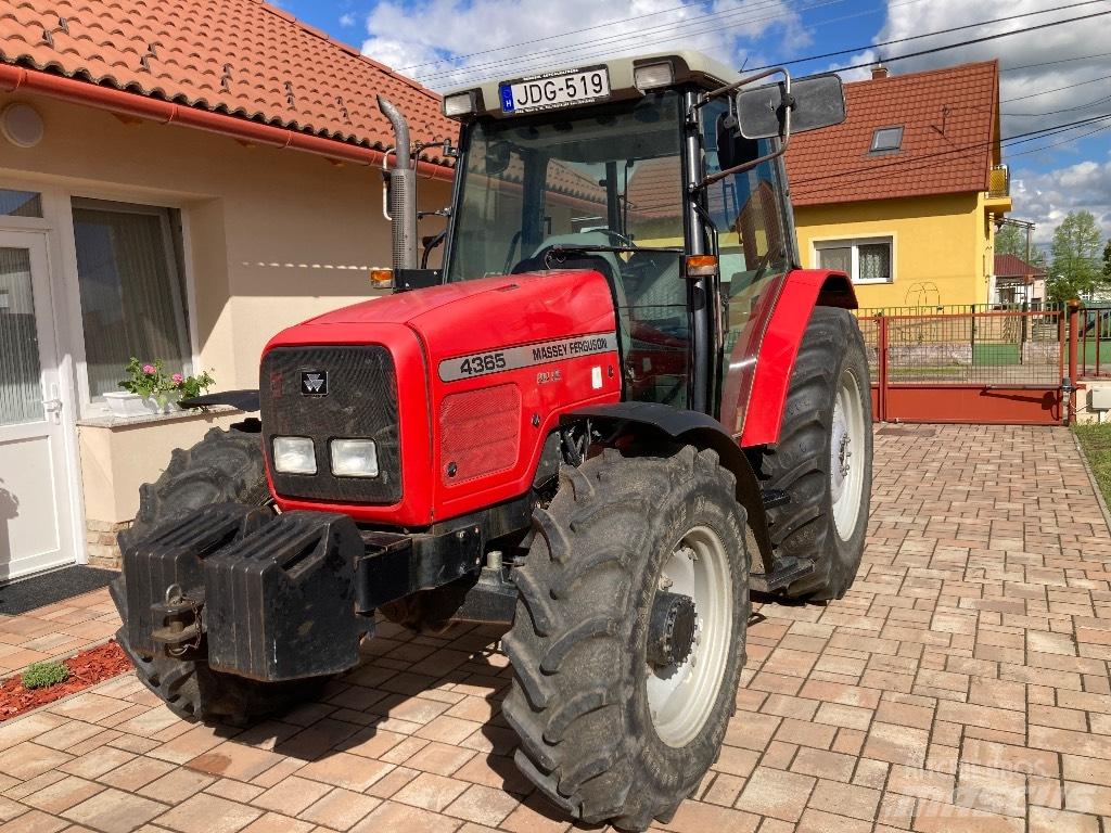 Massey Ferguson 4365 Traktori