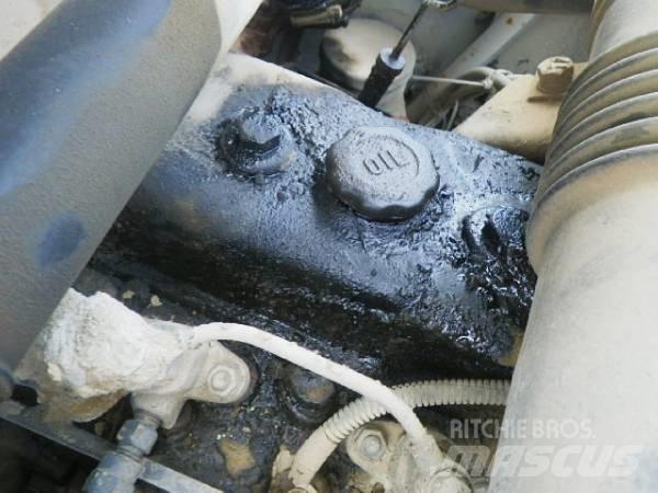 Hitachi EX120-5 Bageri guseničari