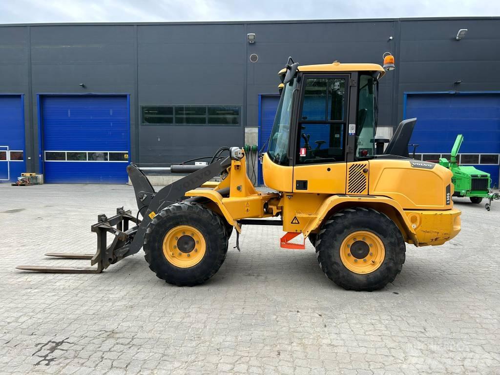 Volvo L 30 G Utovarivači na točkove