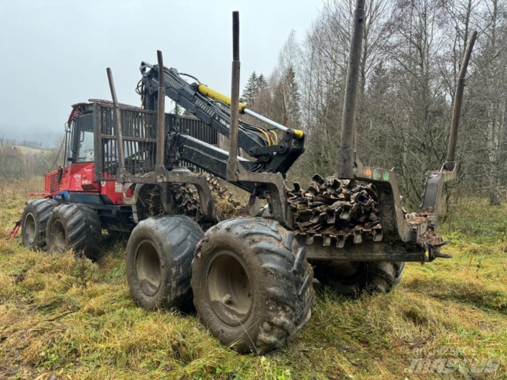 Valmet 840.2 Forvarderi