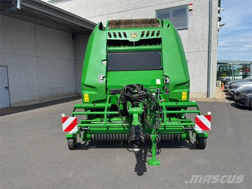 John Deere V451M Prese/balirke za rolo bale