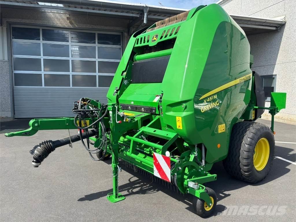 John Deere V451M Prese/balirke za rolo bale