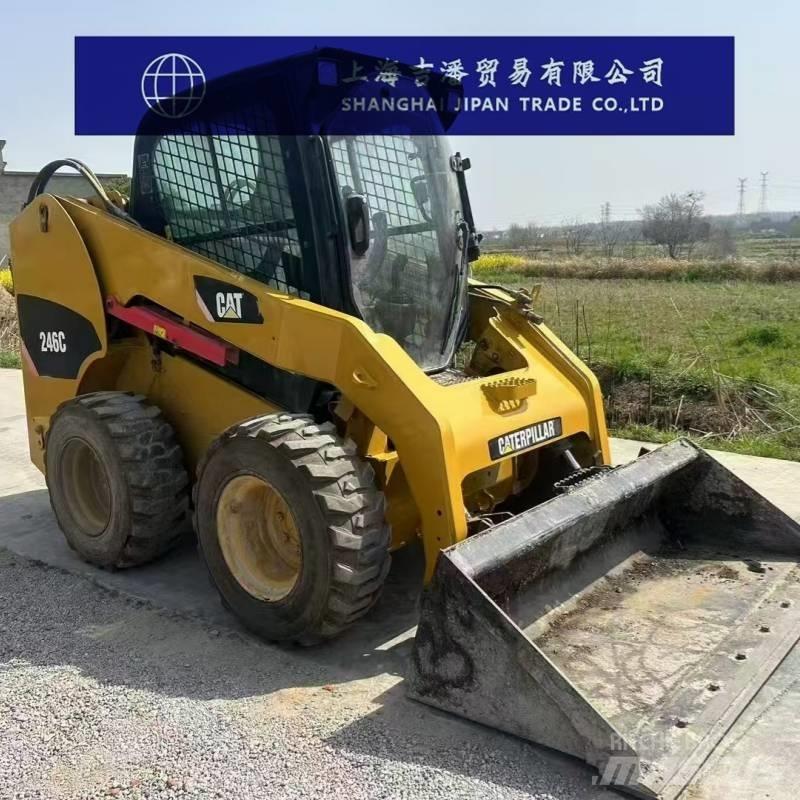 CAT 246 C Skid steer mini utovarivači