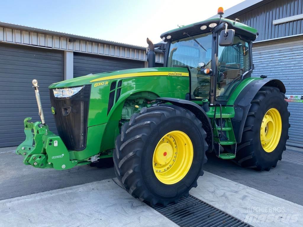 John Deere 8310 R Traktori