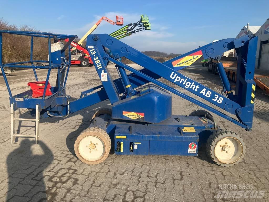 UpRight AB38N Zglobne podizne platforme