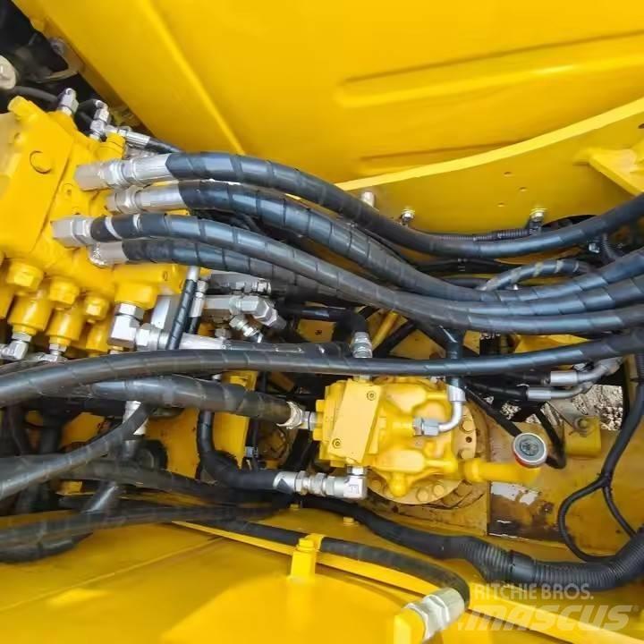 Komatsu PC 120 Bageri guseničari