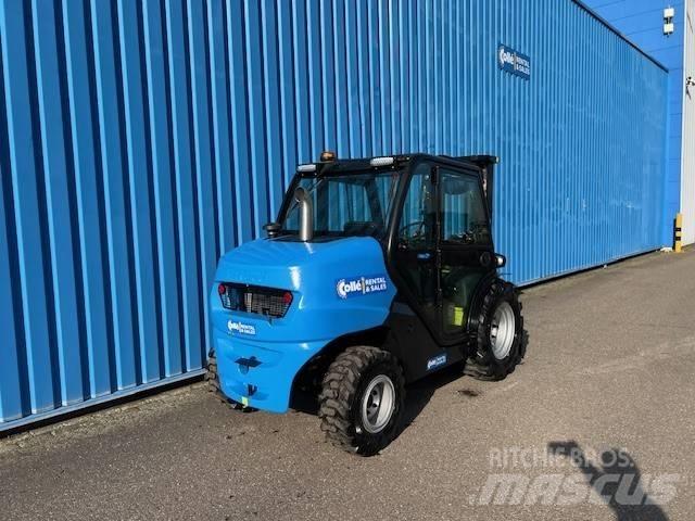 Manitou MC25-4 Teleskopski viljuškari