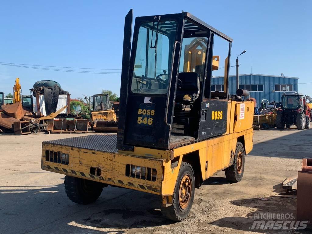 Boss LB546 Bočni viljuškari