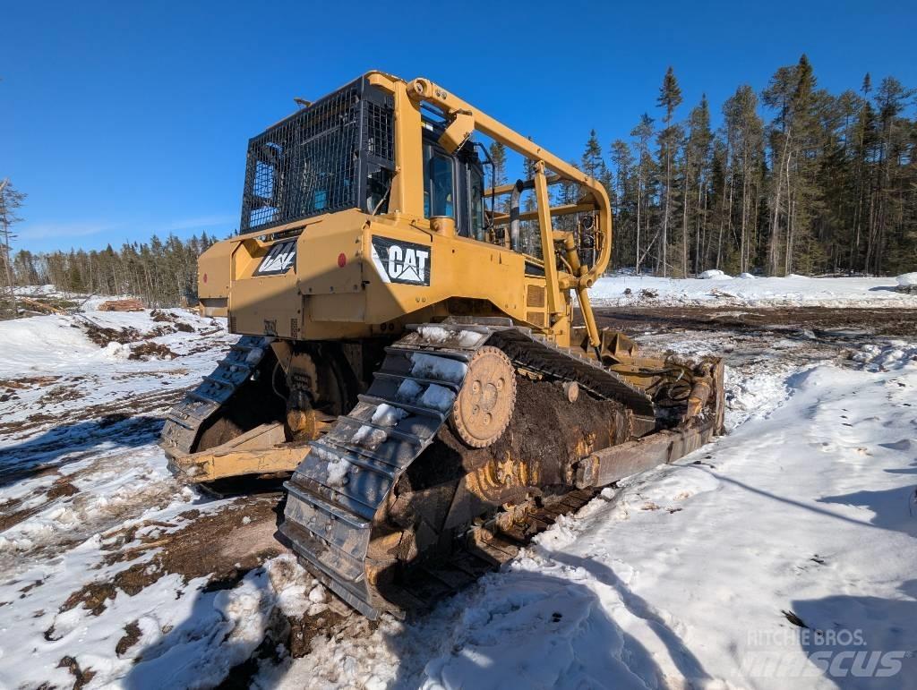 CAT D 6 T LGP Buldožeri guseničari