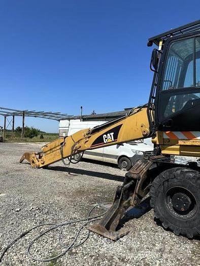 CAT M322D VAH Polovni specijalni bageri