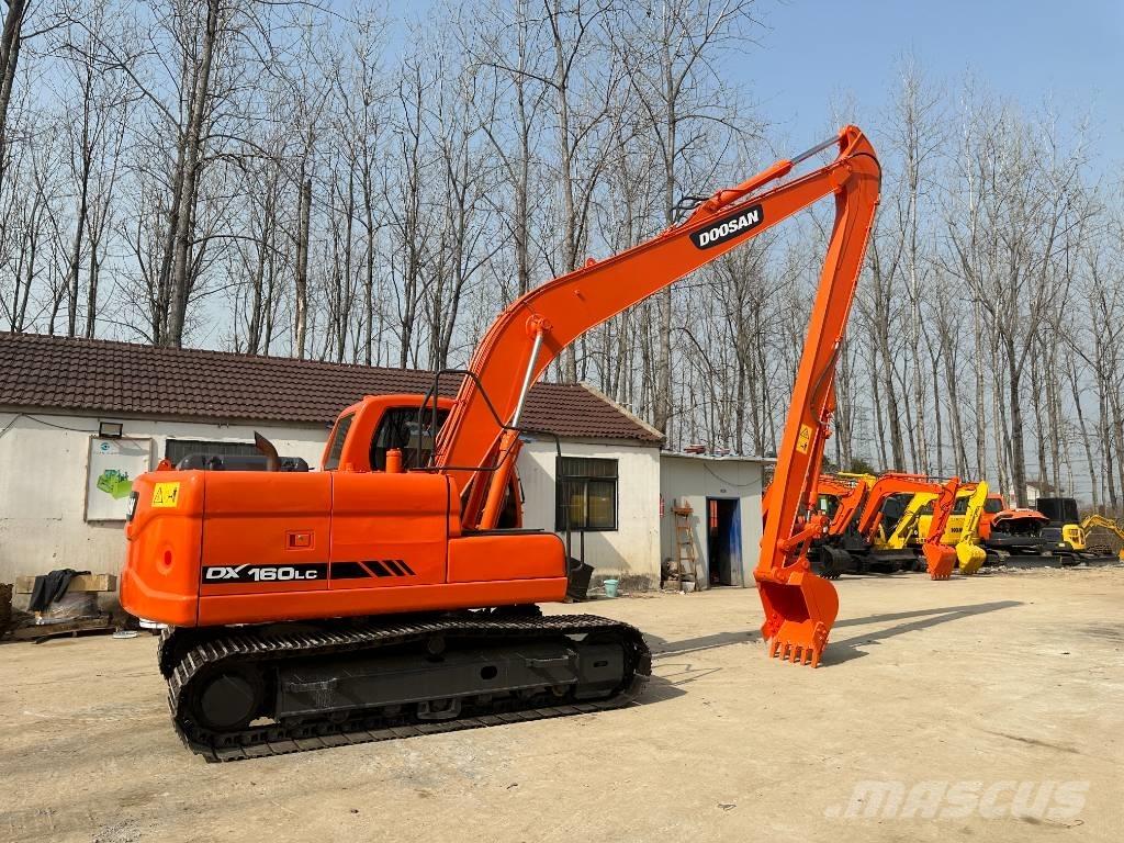 Doosan DX160LC Bageri guseničari