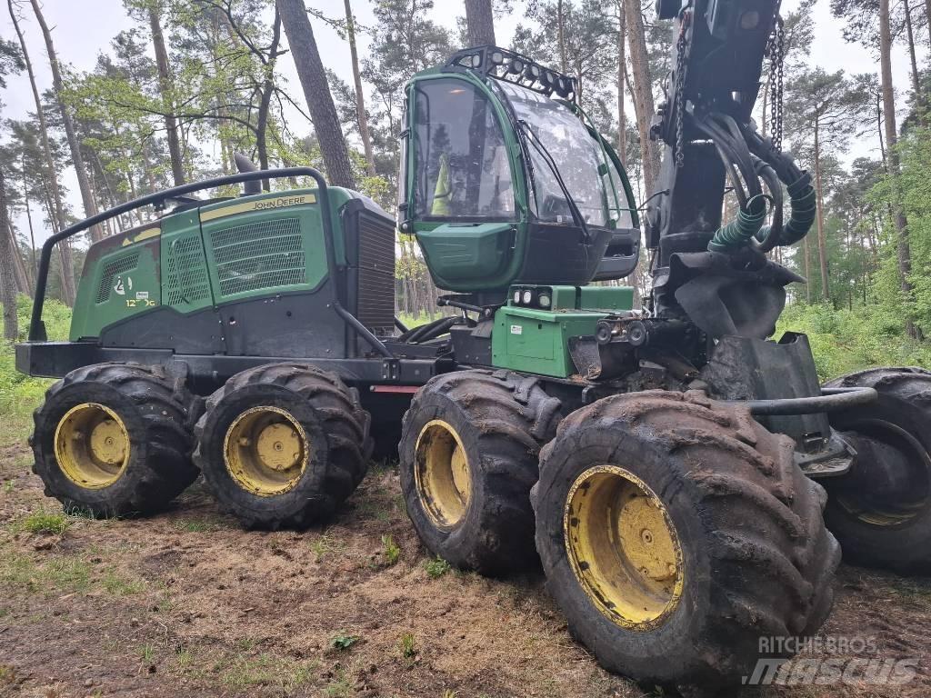 John Deere 1270 G Harversteri