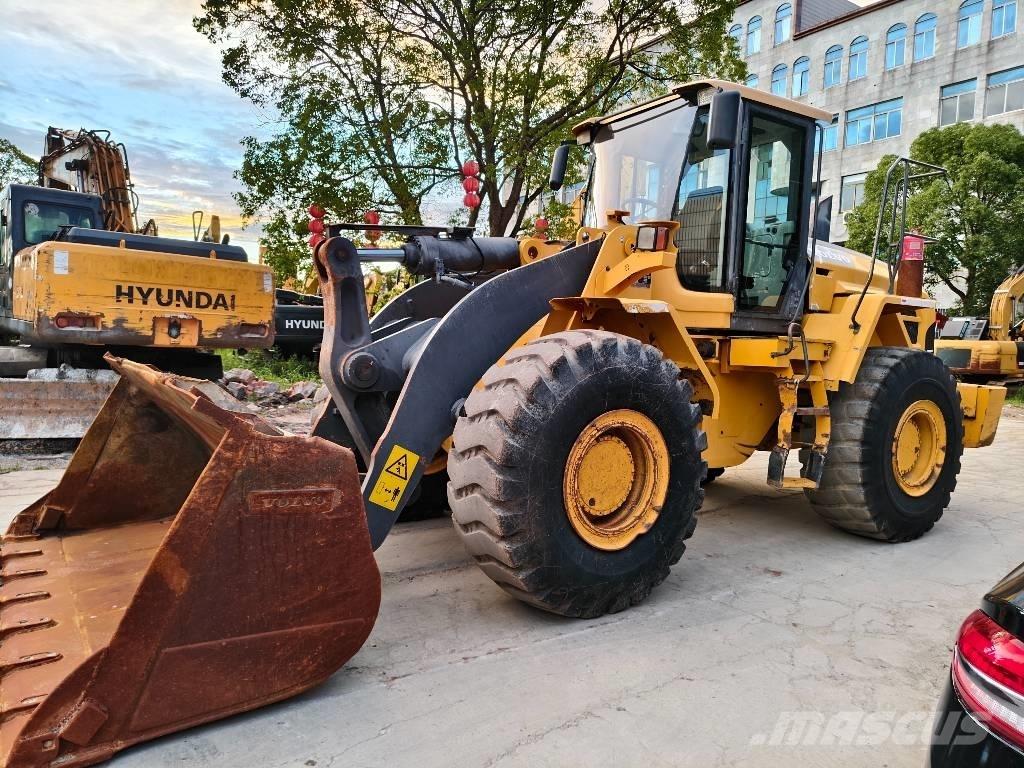 Volvo L 120 Utovarivači na točkove