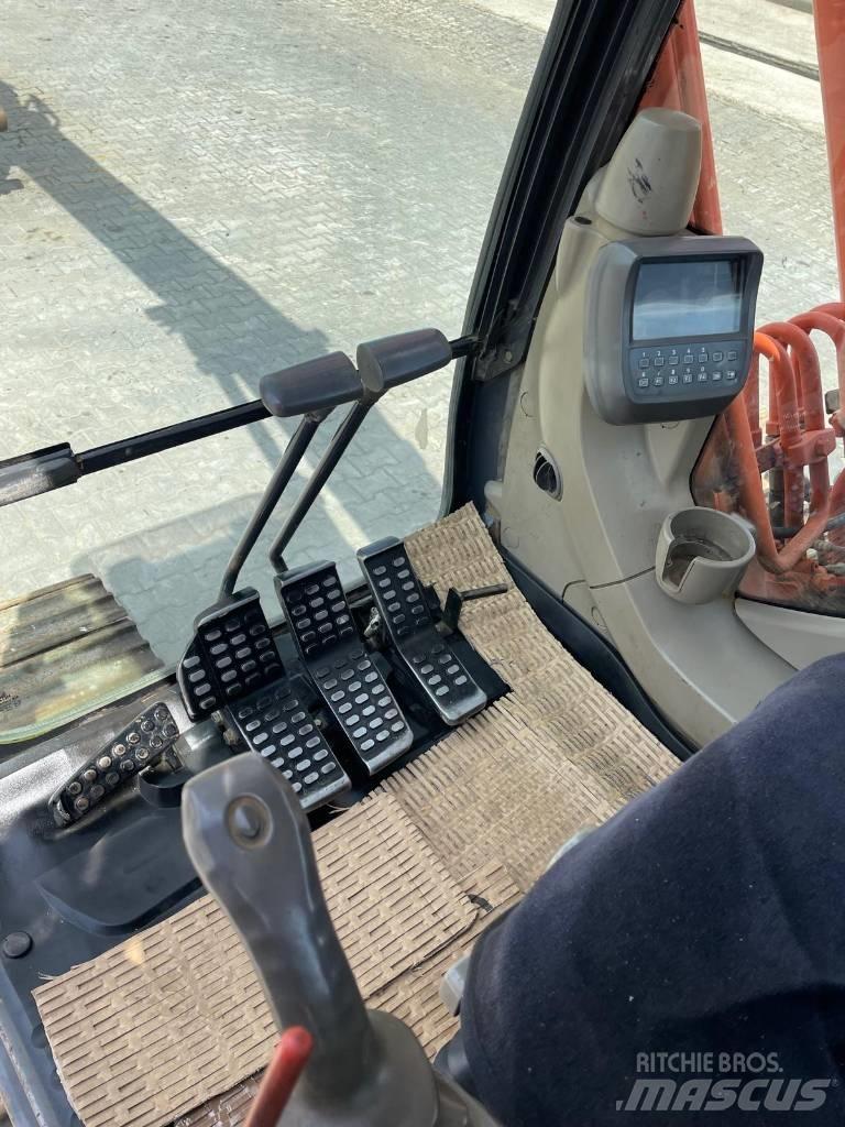 Hitachi ZX 180 Bageri guseničari
