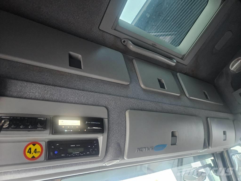 Iveco Stralis 6x2 Sanduk kamioni