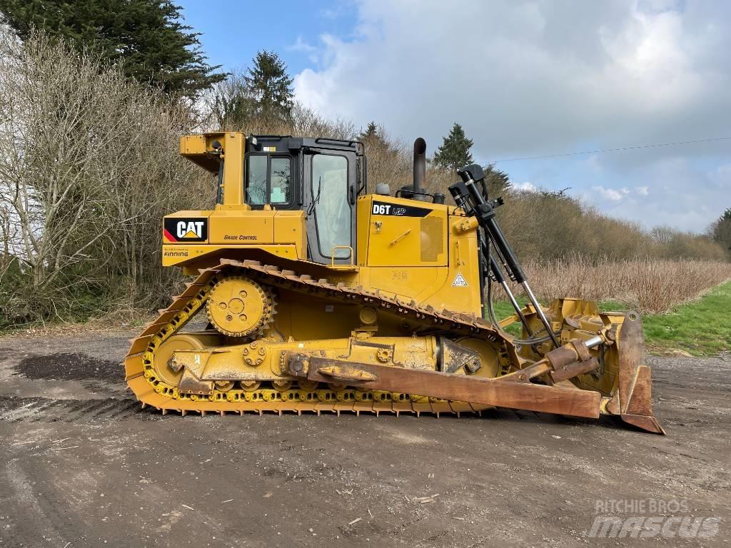 CAT D 6 T LGP EPA Buldožeri guseničari
