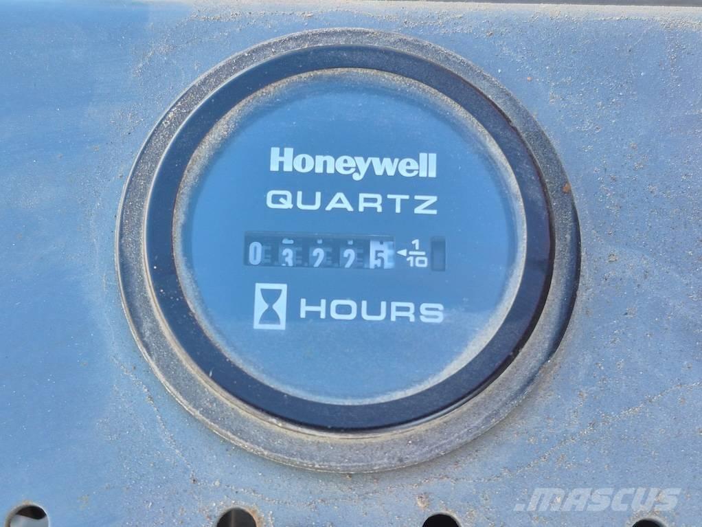 SkyJack SJ 4632 Makazaste platforme