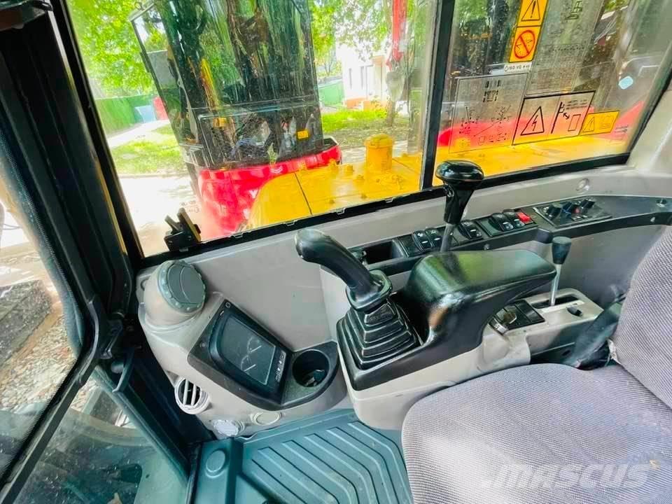 Volvo EX60 DL Mini bageri < 7t